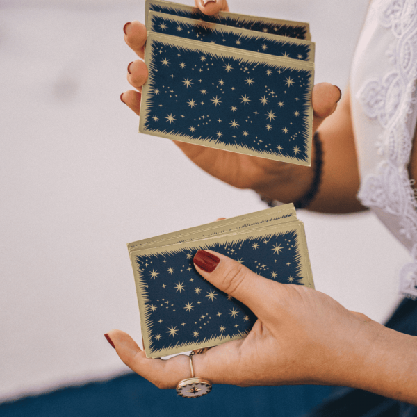 cartomancie, tirage de carte, voyante, séance tirage de carte à distance, tirage de carte Chassillé, tirage de carte 72540